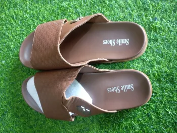 Smile Brown Classic Men’s Shoes Elegant brown Smile shoes designed for comfort and everyday sophistication