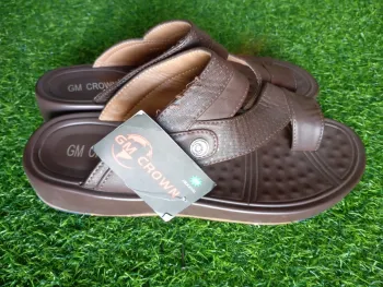 GM Crown Luxury Men’s Footwear High-end GM Crown shoes designed for formal occasions and everyday elegance