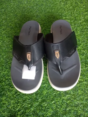 Perfect Black Elegant Loafers Premium black Perfect shoes offering formal sophistication and high-end detail