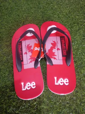 Lee Palm Shoe Red Casual Men’s Footwear Classic red Lee shoes offering style, comfort, and versatile wear