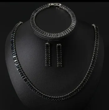 Luxury Womens Fashion Jewelry Set  Gold Plated Necklace Earrings Bracelet Wedding Party Statement Jewelry Collection