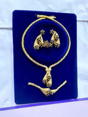 Luxury Womens Fashion Jewelry Set  Gold Plated Necklace Earrings Bracelet Wedding Party Statement Jewelry Collection