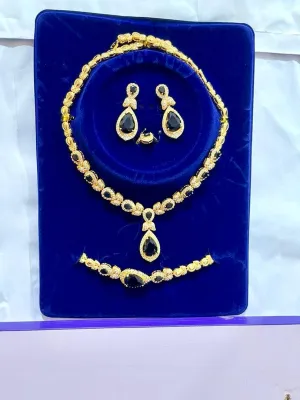 Luxury Womens Fashion Jewelry Set  Gold Plated Necklace Earrings Bracelet Wedding Party Statement Jewelry Collection