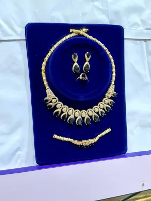 Luxury Womens Fashion Jewelry Set  Gold Plated Necklace Earrings Bracelet Wedding Party Statement Jewelry Collection