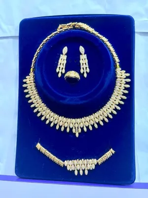 Luxury Womens Fashion Jewelry Set  Gold Plated Necklace Earrings Bracelet Wedding Party Statement Jewelry Collection